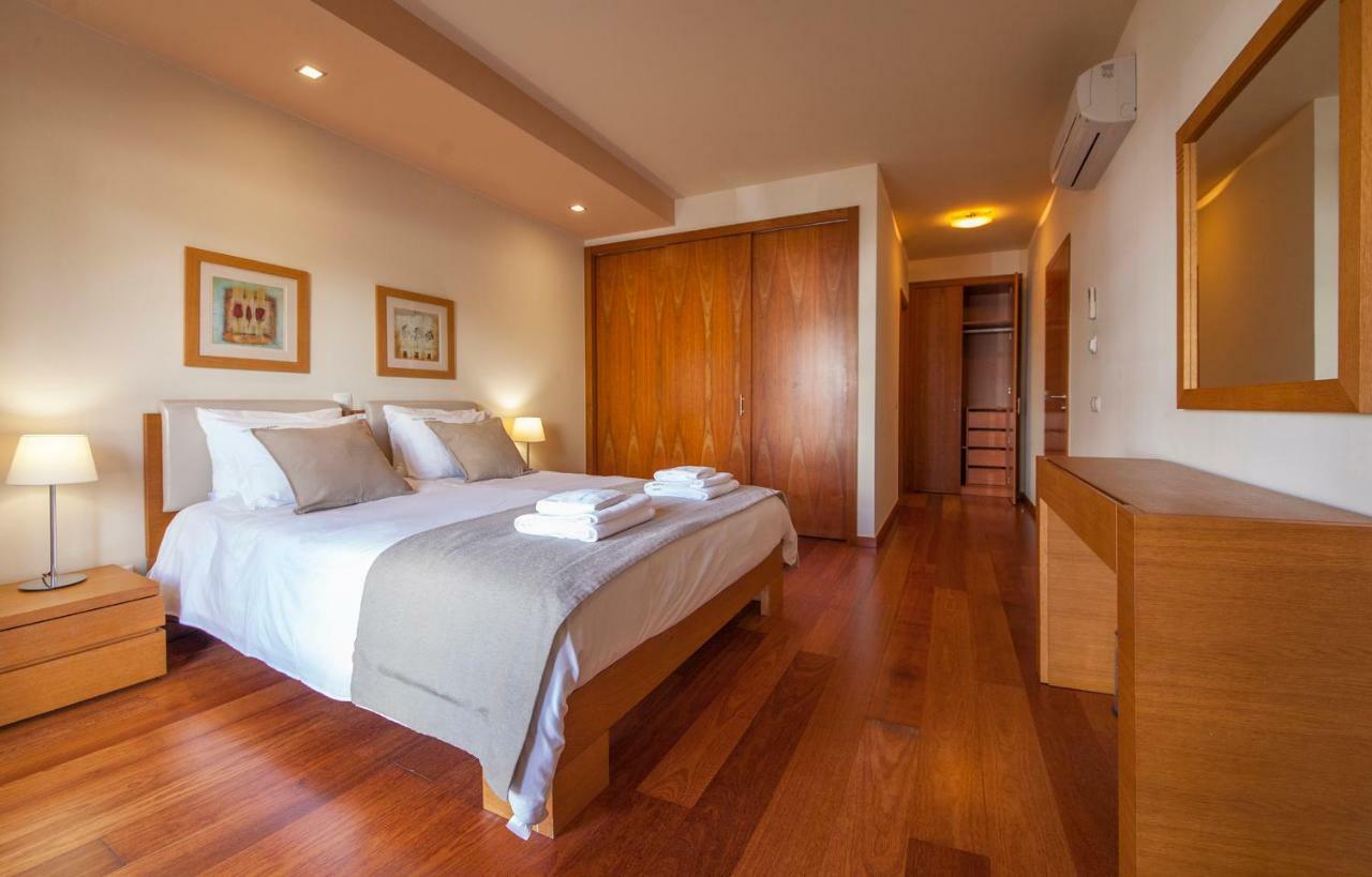 B27 - Luzbay 2 Bed Apartment Εξωτερικό φωτογραφία