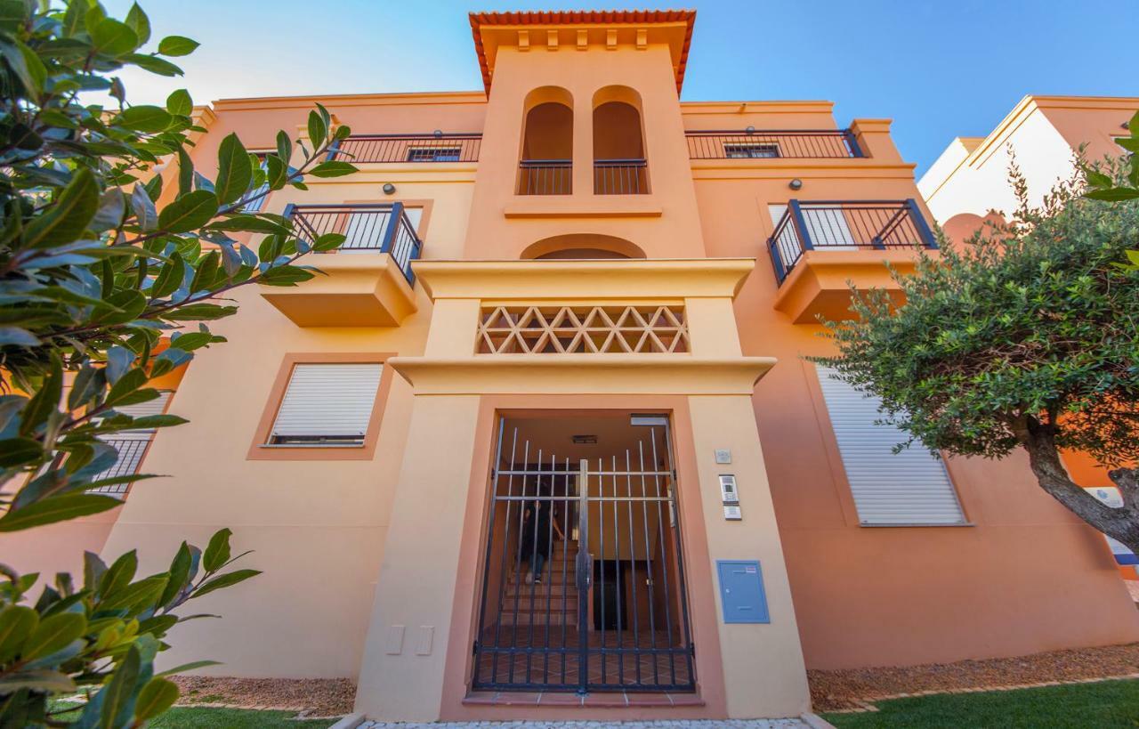 B27 - Luzbay 2 Bed Apartment Εξωτερικό φωτογραφία